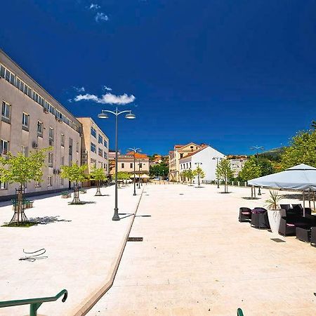 Hotel Park Drniš מראה חיצוני תמונה